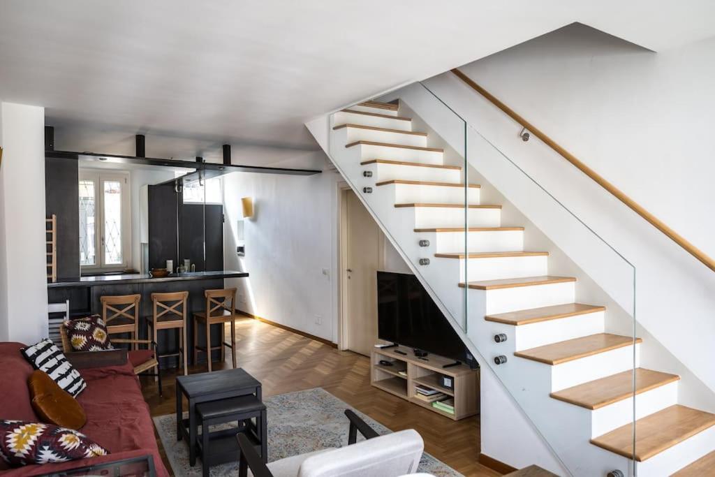 Wonderfull Two Floors Apartment Navigli Milan Bagian luar foto