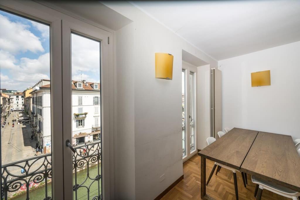 Wonderfull Two Floors Apartment Navigli Milan Bagian luar foto